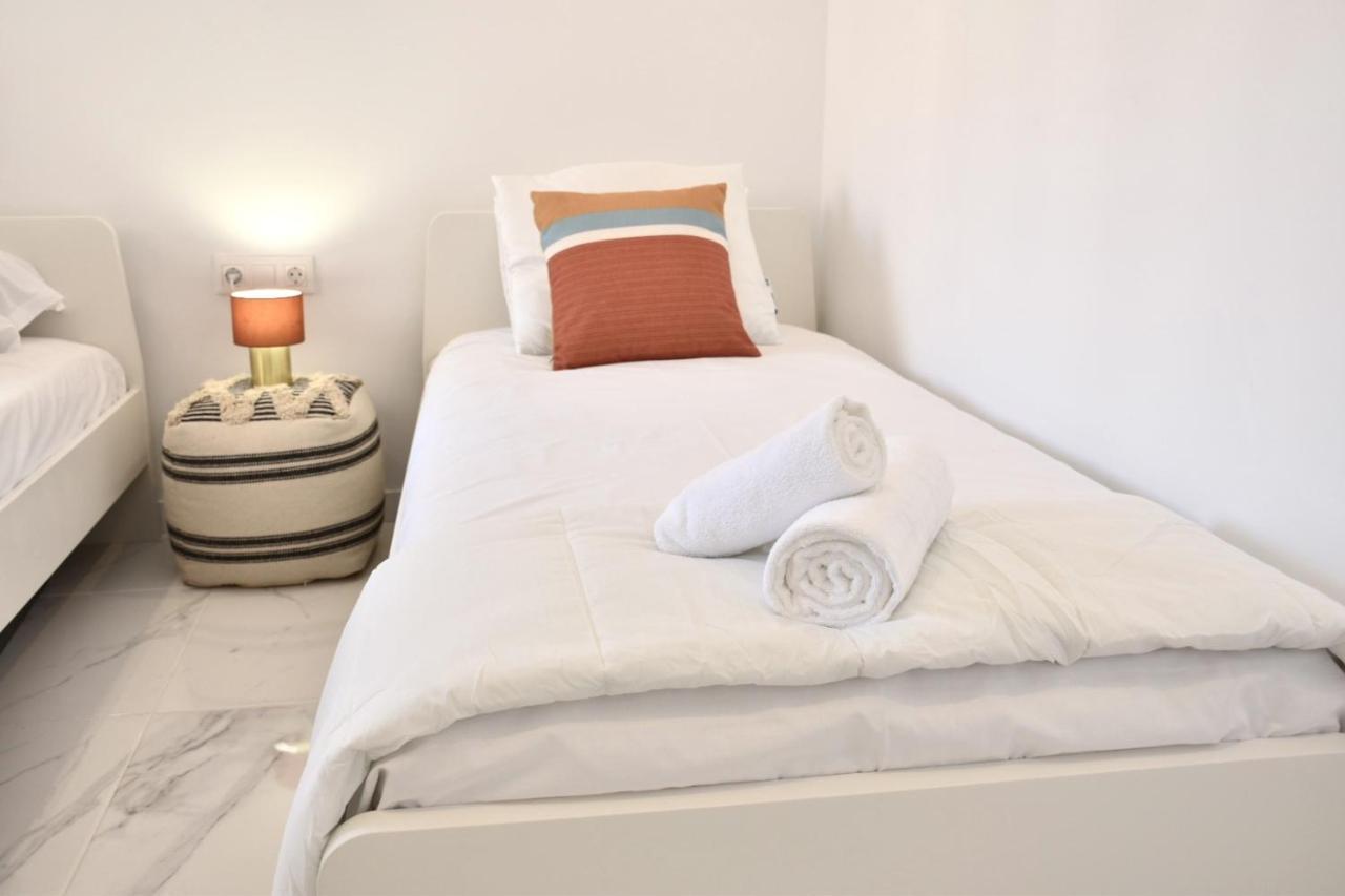 شقة Myflats Deluxe Seafront آريناليس ديل سول المظهر الخارجي الصورة